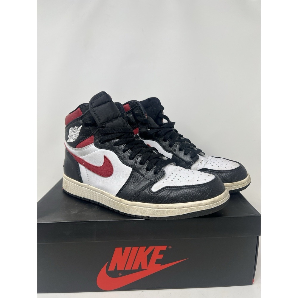 Nike Air Jordan 1 Retro High Black Gym Red Size 12 OG All (555088-061)